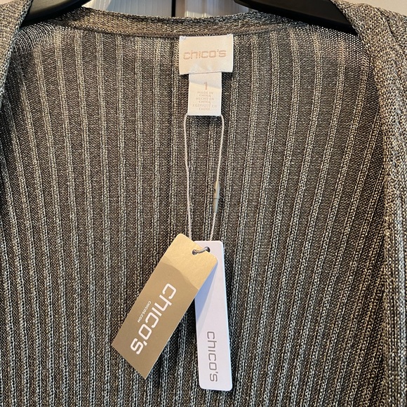 ⭐️NEW WITH TAGS⭐️ Women’s Chicos sweater cardigan size 1 - Picture 4 of 12
